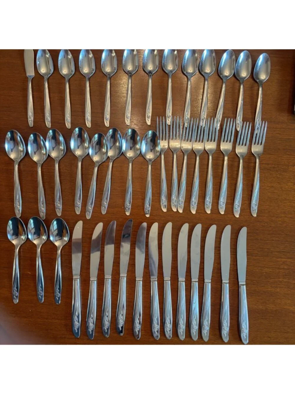 Oneida Custom Roseanne Stainless Steel Flatware 49 Piece Fork Spoon Knife Rose